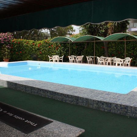 Tycoon Apartments Limassol Eksteriør billede