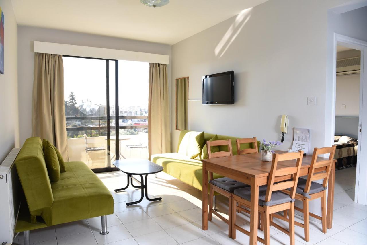 Tycoon Apartments Limassol Eksteriør billede