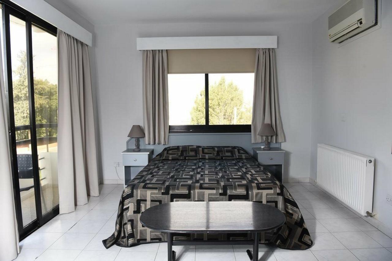 Tycoon Apartments Limassol Eksteriør billede